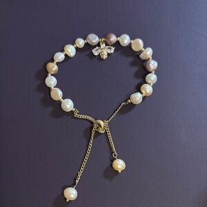 Elegant freshwater Pearl and Gold Bracelet